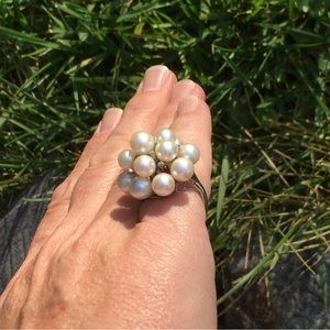 Gorgeous 1960s Style Pearl Ring Size 7